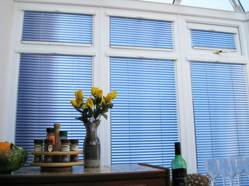 Intu Venetian Blinds